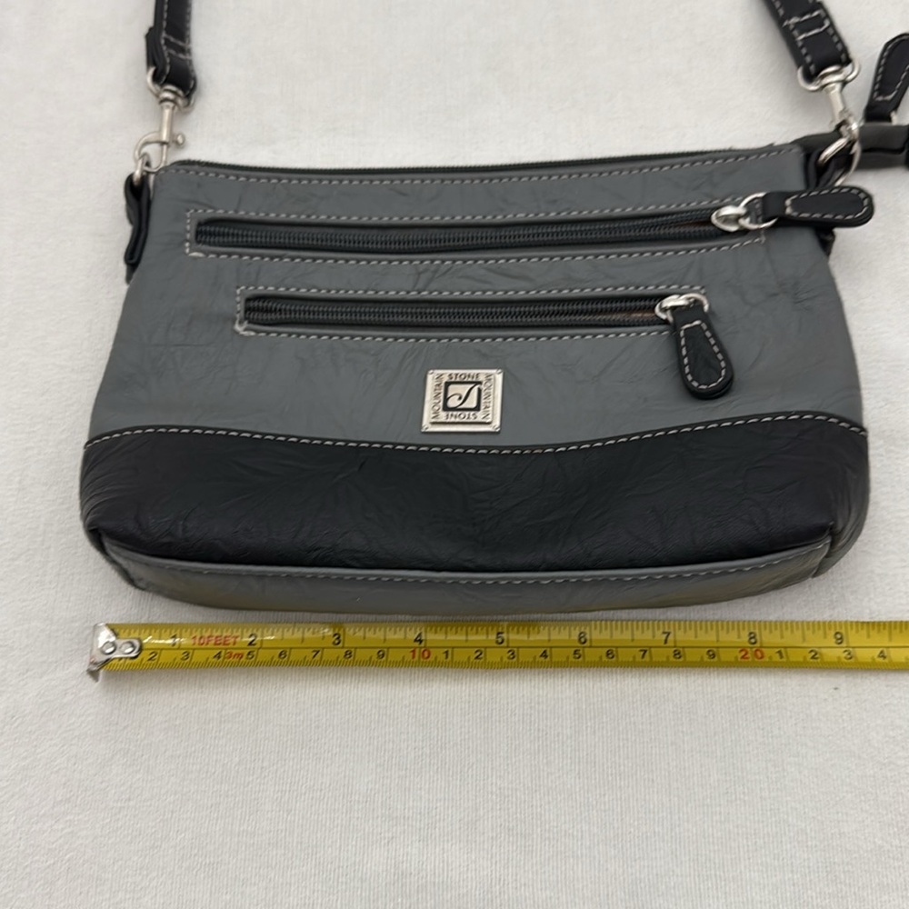 Stone Mountain Black and Gray Women's Bag (mlb) - Picture 2 of 7